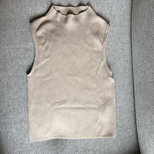 Aritzia Babaton Sculpt Knit Tank Top